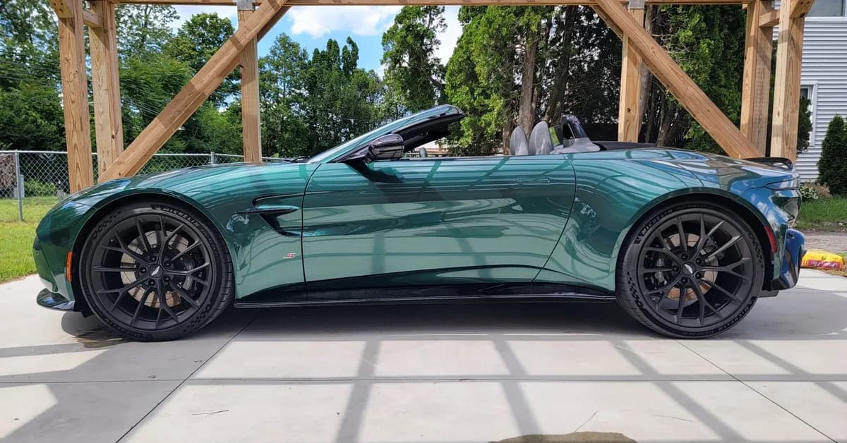 Driving an Aston Martin Brings Out the Best in Those Around You