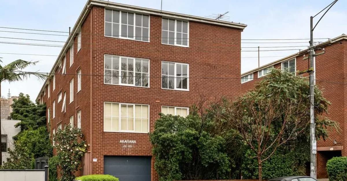 Joy as East Melbourne home held for 55+ years sells