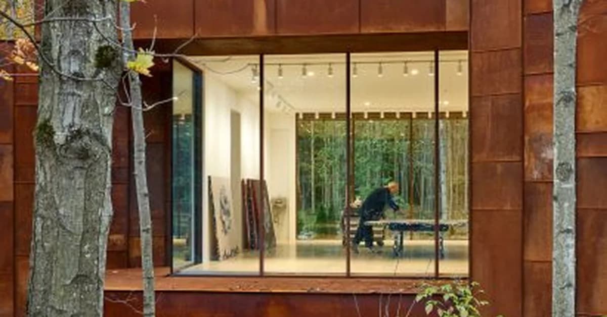 Verge Select connects three weathering-steel volumes for Ontario painting studio
