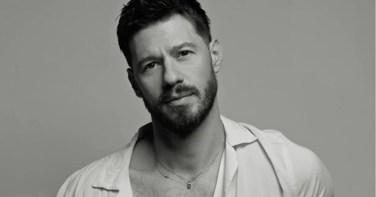Constantine Rousouli talks about starring in 'Titanique' on Broadway