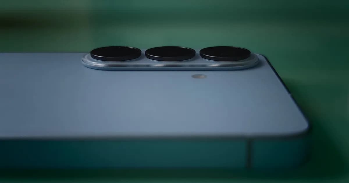 Samsung Galaxy S26 review: The smartphone status quo
