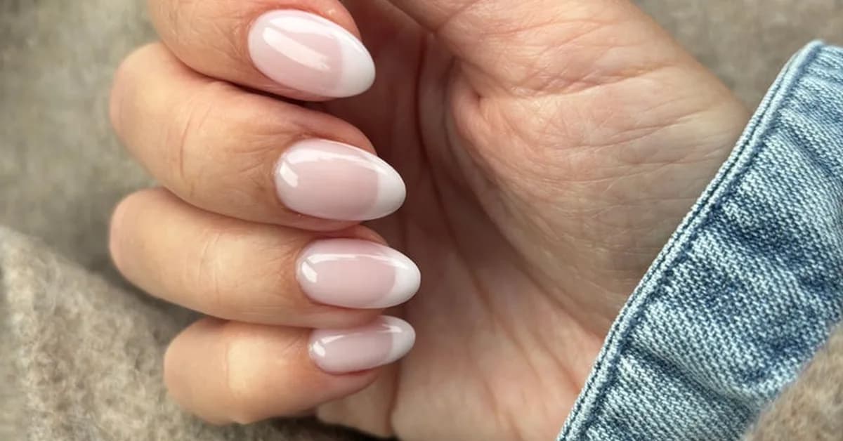 All You Need To Know About BIAB - & How It Could Help Grow Your Natural Nails