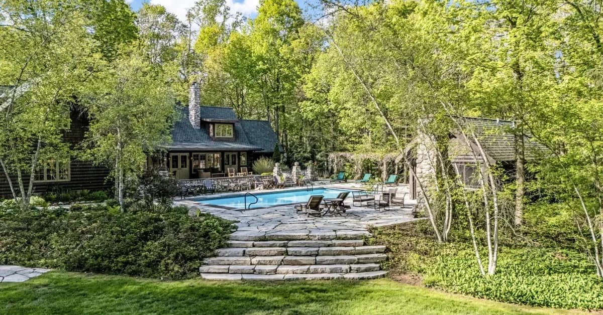Lake Michigan Lodge With Raw Tree Branches Woven Into Its Design Is Listed for $4 Million