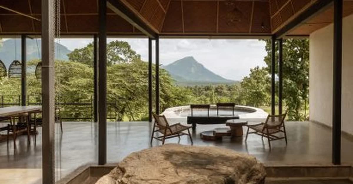 Ma+rs designs thatched wildlife retreat in India as "a quiet observer"