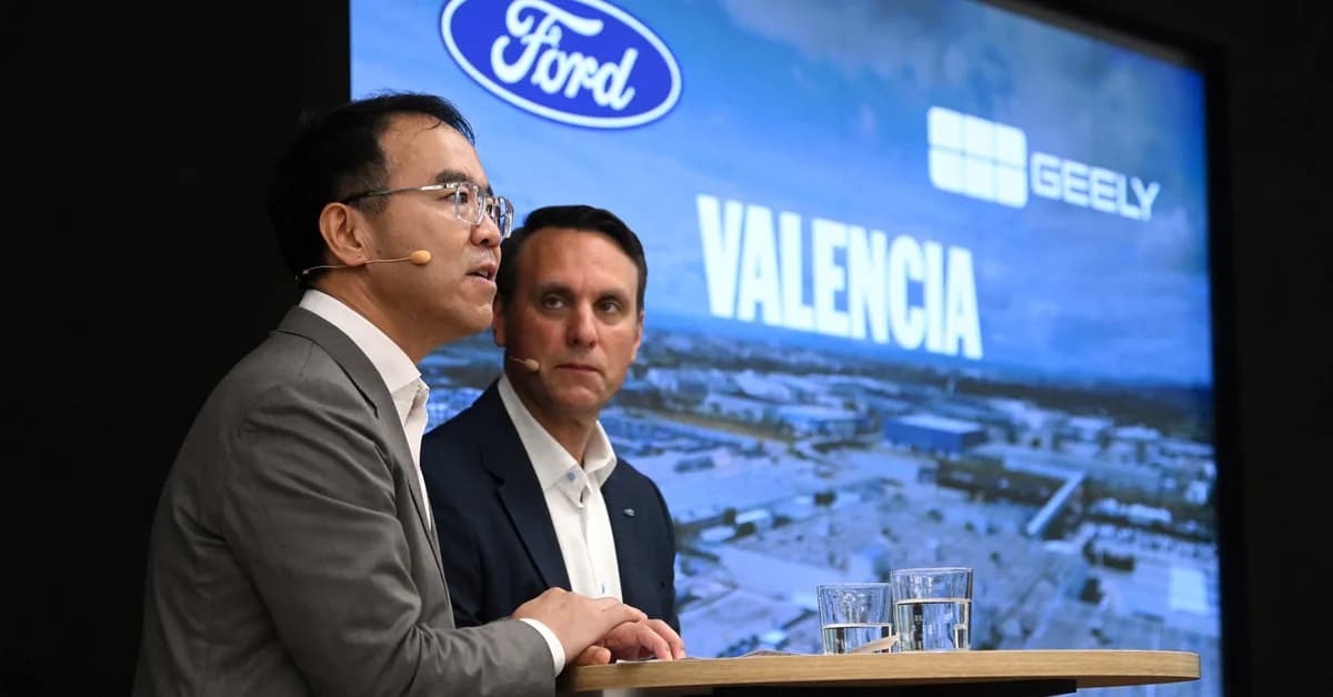 China Flips the Script, Offering to Help Western Automakers Build Cars Faster at Home: TDS