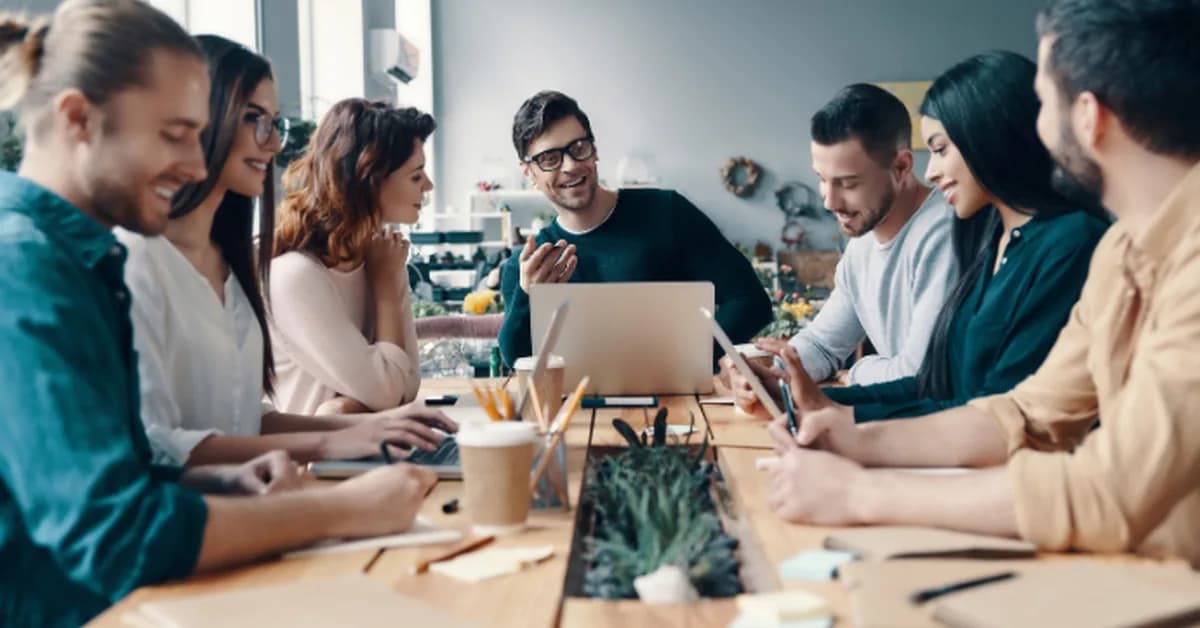 The art of AI integration: Growing your business with chatbots and human expertise