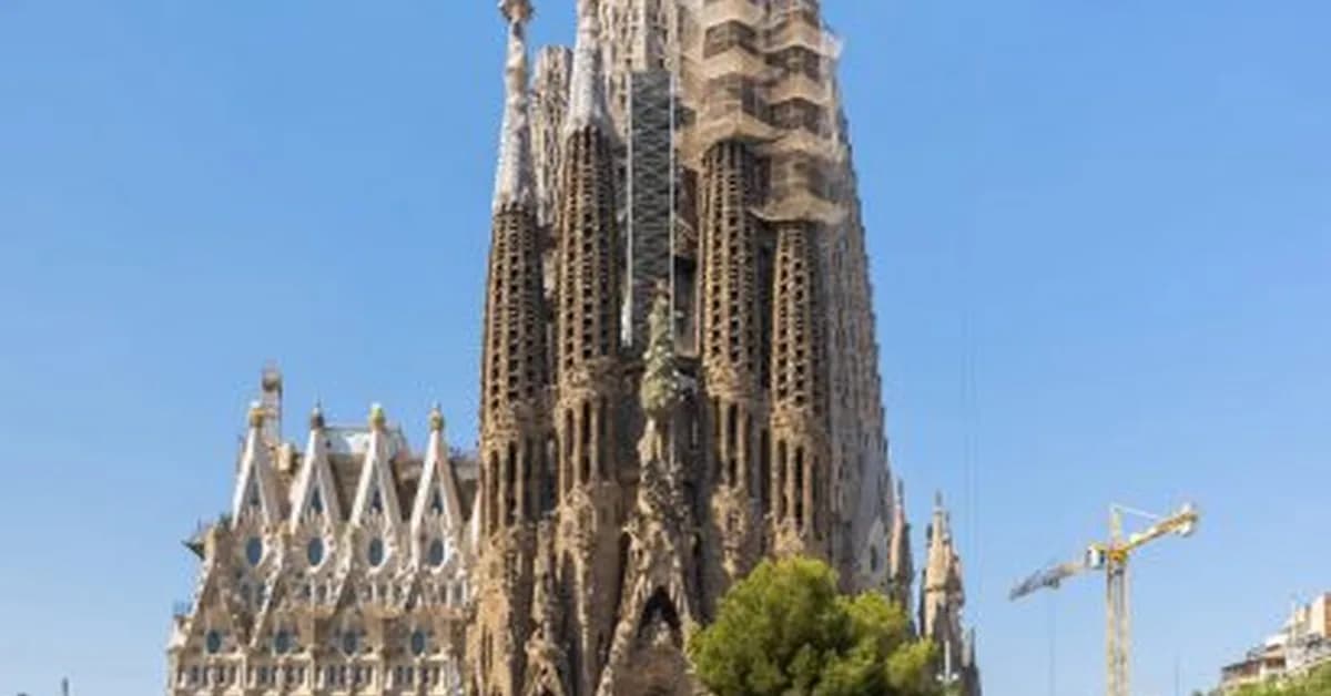 Lego to mark Sagrada Familia completion with largest ever set