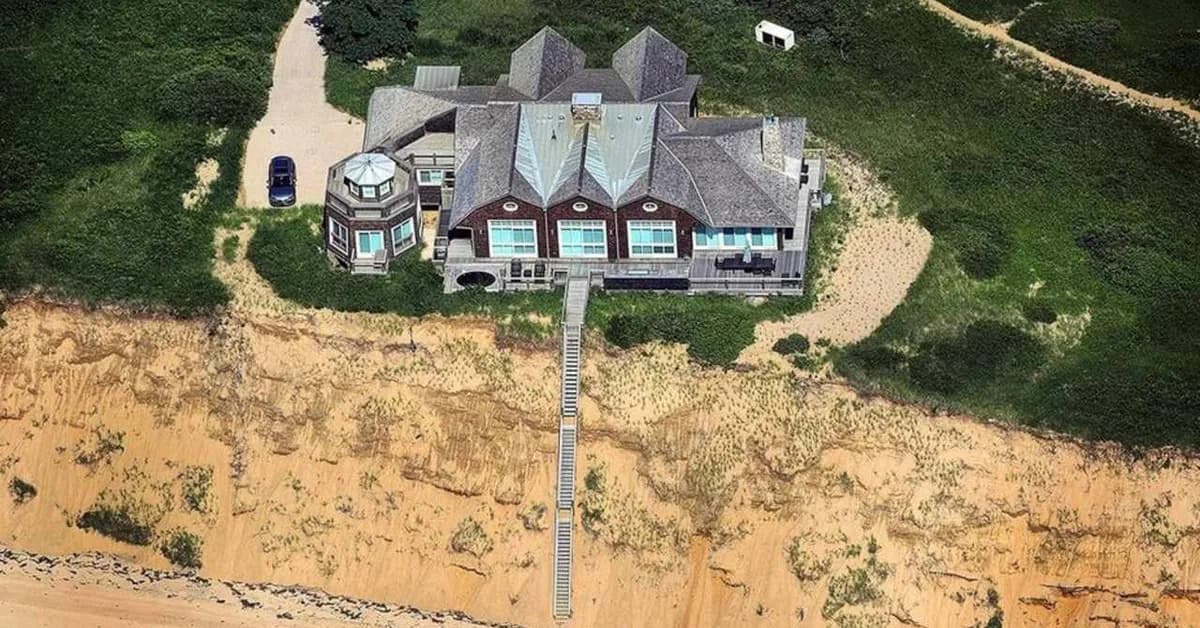 Man sues bank to void $5.4m loan for demolished cliffside home