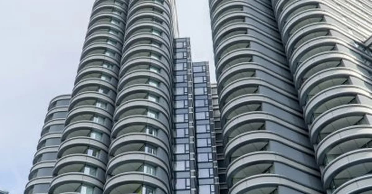 Foster + Partners faces court over fatal window fall from London high-rise
