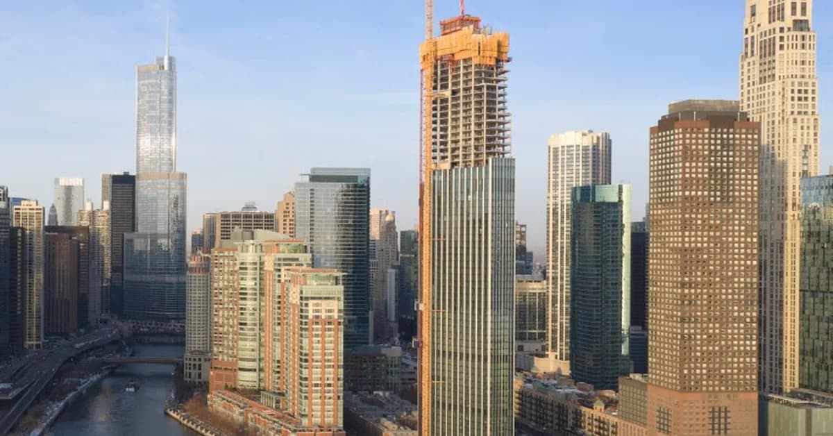 Images show construction of SOM skyscraper on infamous Spire site in Chicago