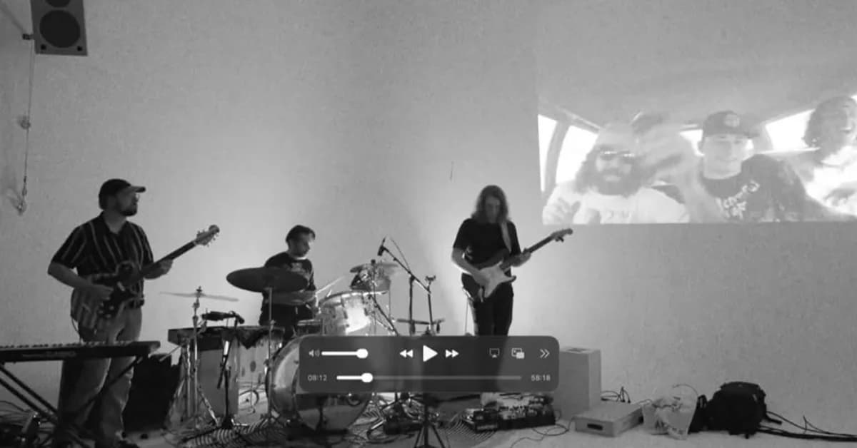 "Ye Olde Destruction" with Band of Horses Live