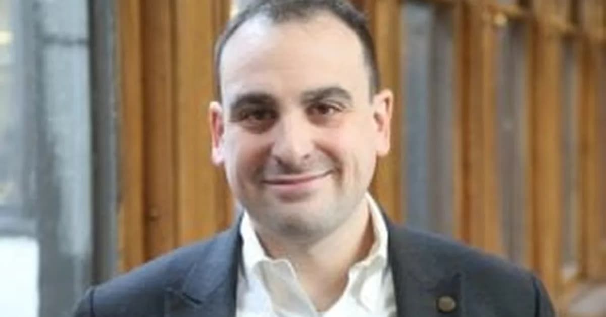 Lawyer Disbarred After Suggesting Colleague Be Sent To 'Mental Asylum'