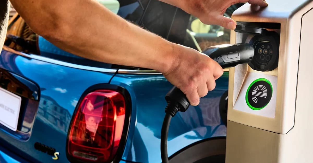 In Washington, DC, curbside parking just became EV charging