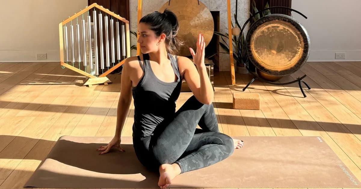 4 Grounding Movements to Keep You Calm and Present