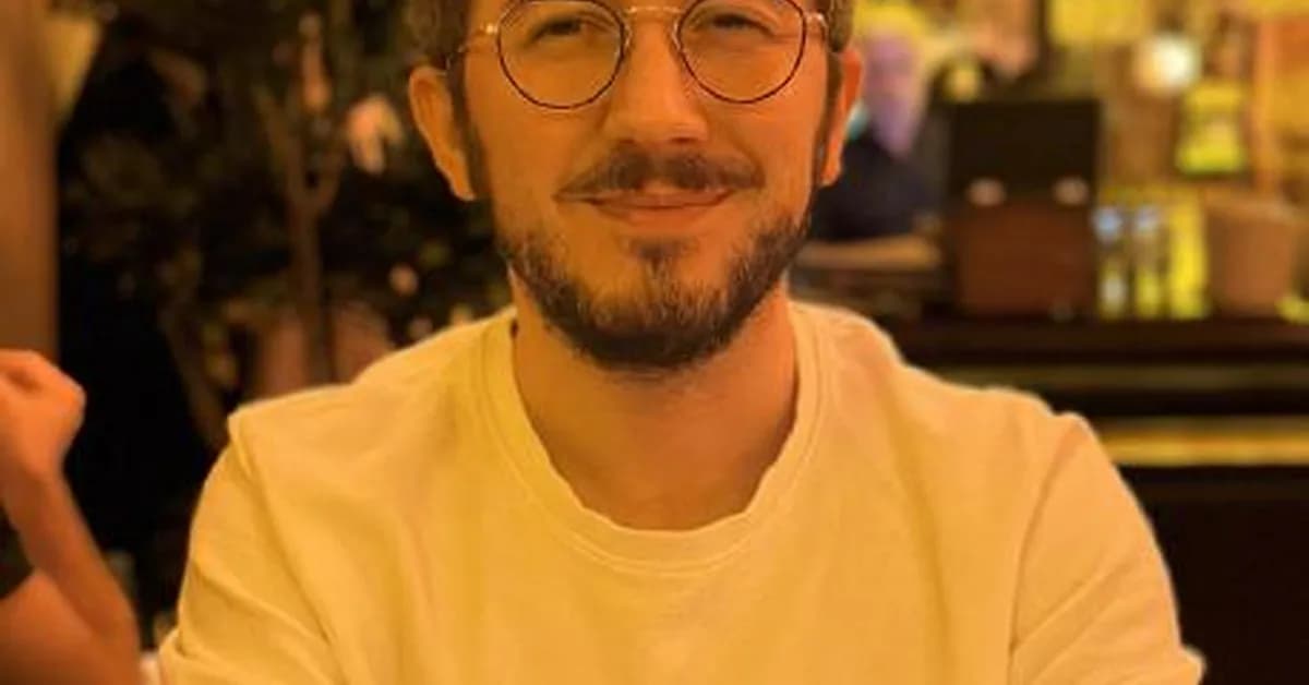 f/prompts.chat — a.k.a. Awesome ChatGPT Prompts. Share, discover, and collect prompts from the co