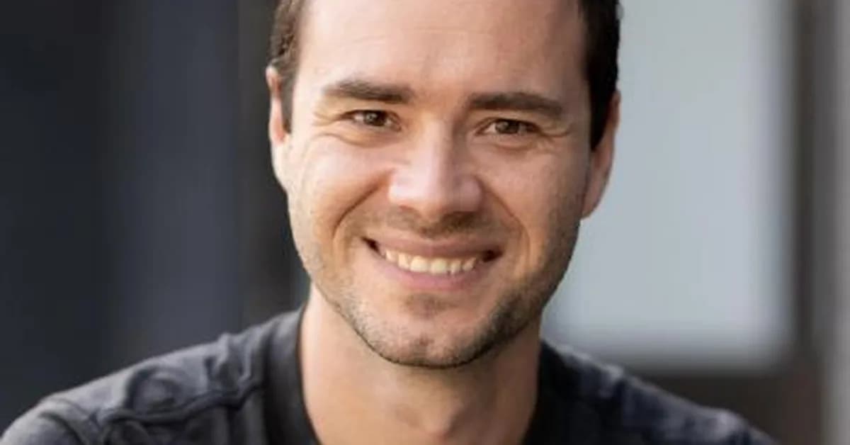 karpathy/nn-zero-to-hero — Neural Networks: Zero to Hero